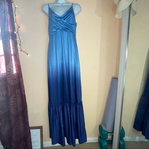 💙2/$20💙Blue Ambre Maxi Dress